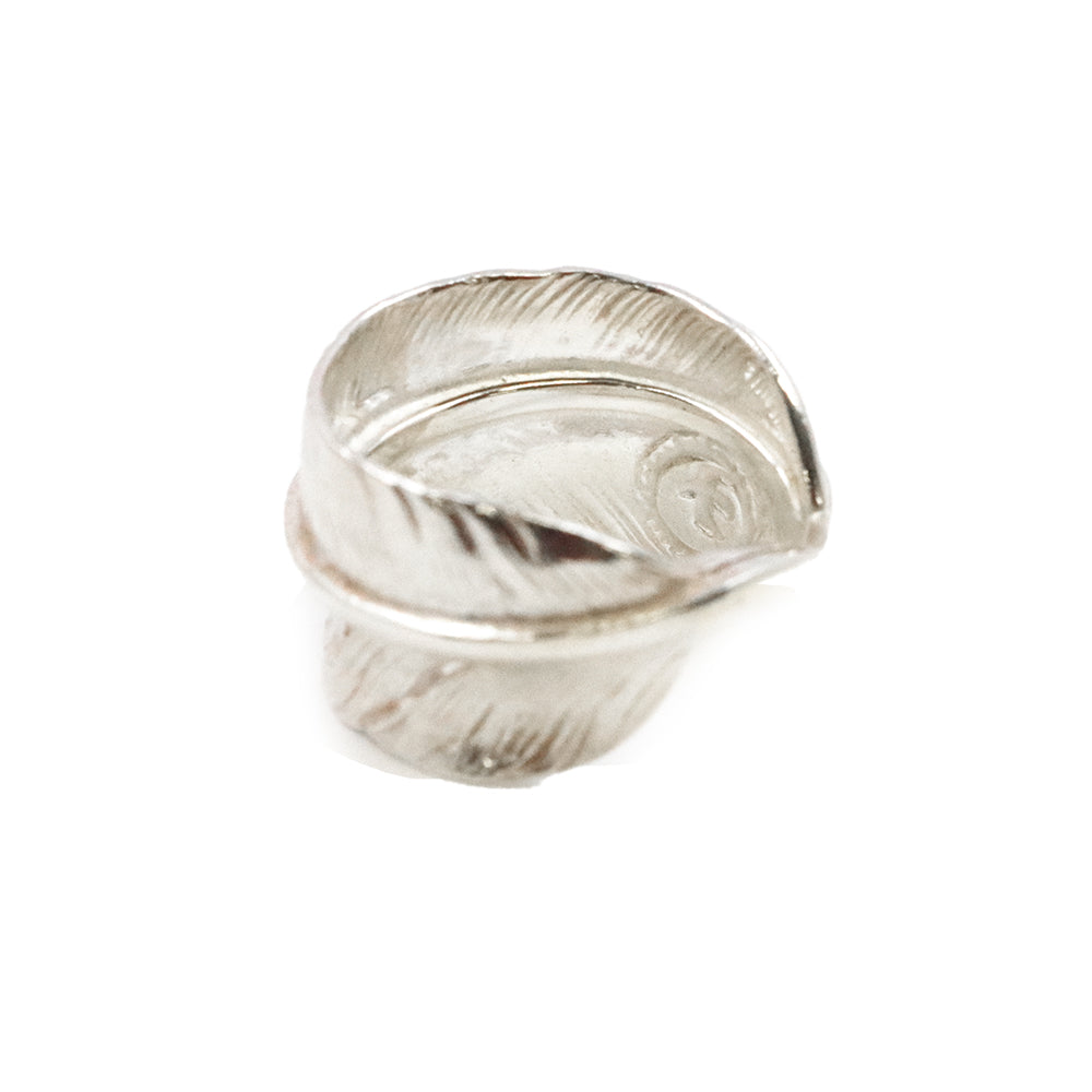 ゴローズ【 goro's 】メタル付きフェザーリング （左）